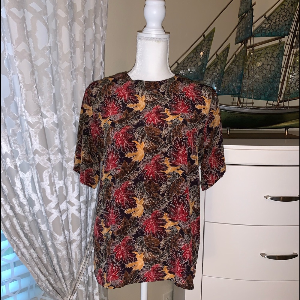 Stunt Vintage 100% silk short sleeves blouse